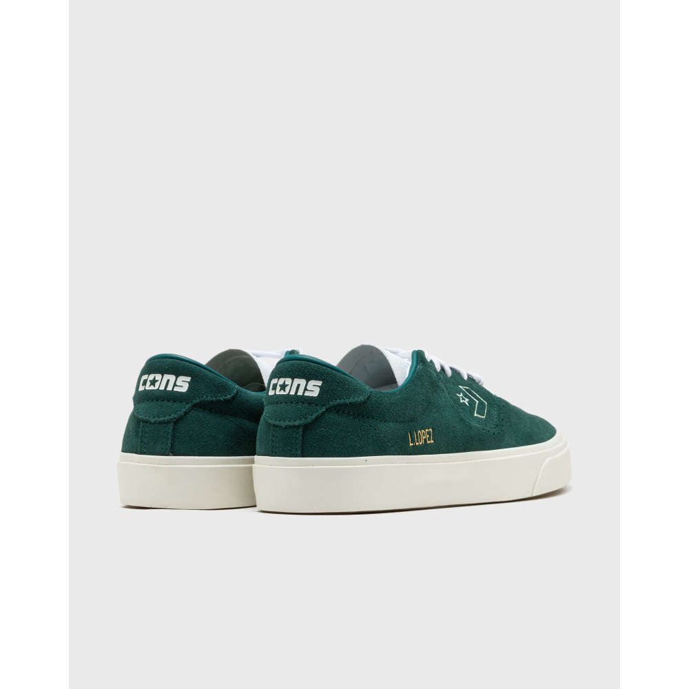 Converse Louie Lopez Pro Suede A05326C / weiss