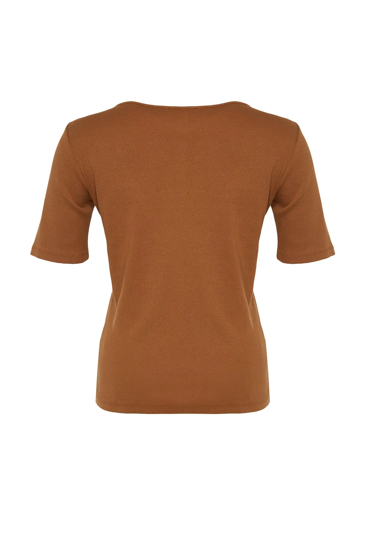 Trendyol Curve  Gefliestes Strick-T-Shirt mit quadratischem Kragen TBBSS22BF0027