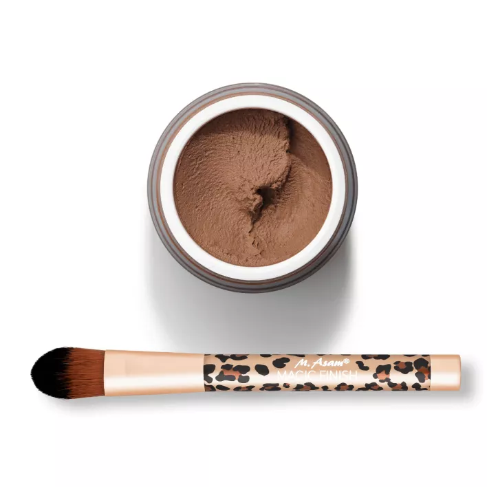 MAGIC FINISH Summer Teint LSF30 & Leo Foundation Brush Set