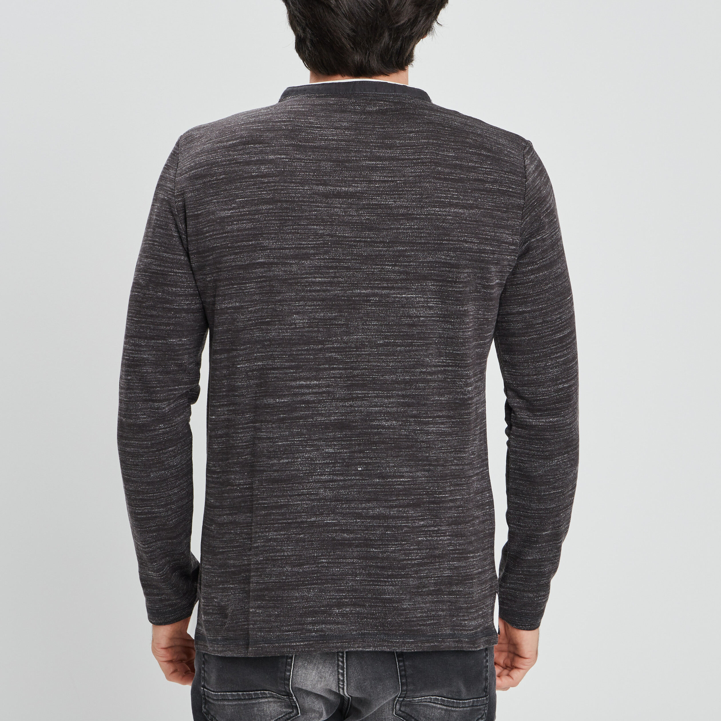 T-shirt avec col tunisien gris foncé homme | La Halle