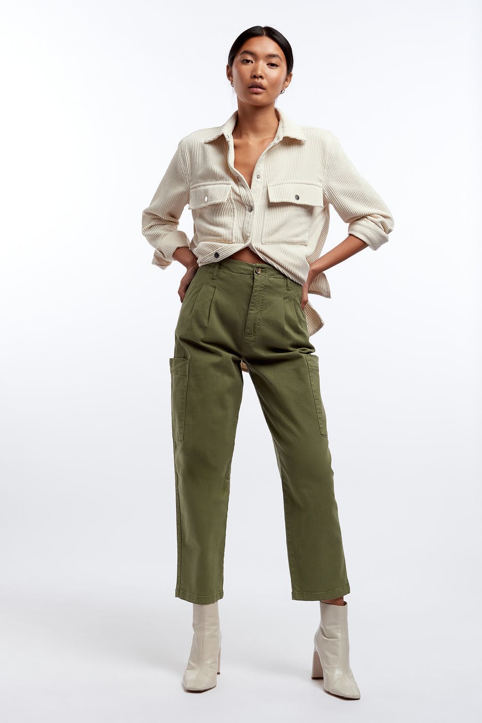 Pleated cargo pants