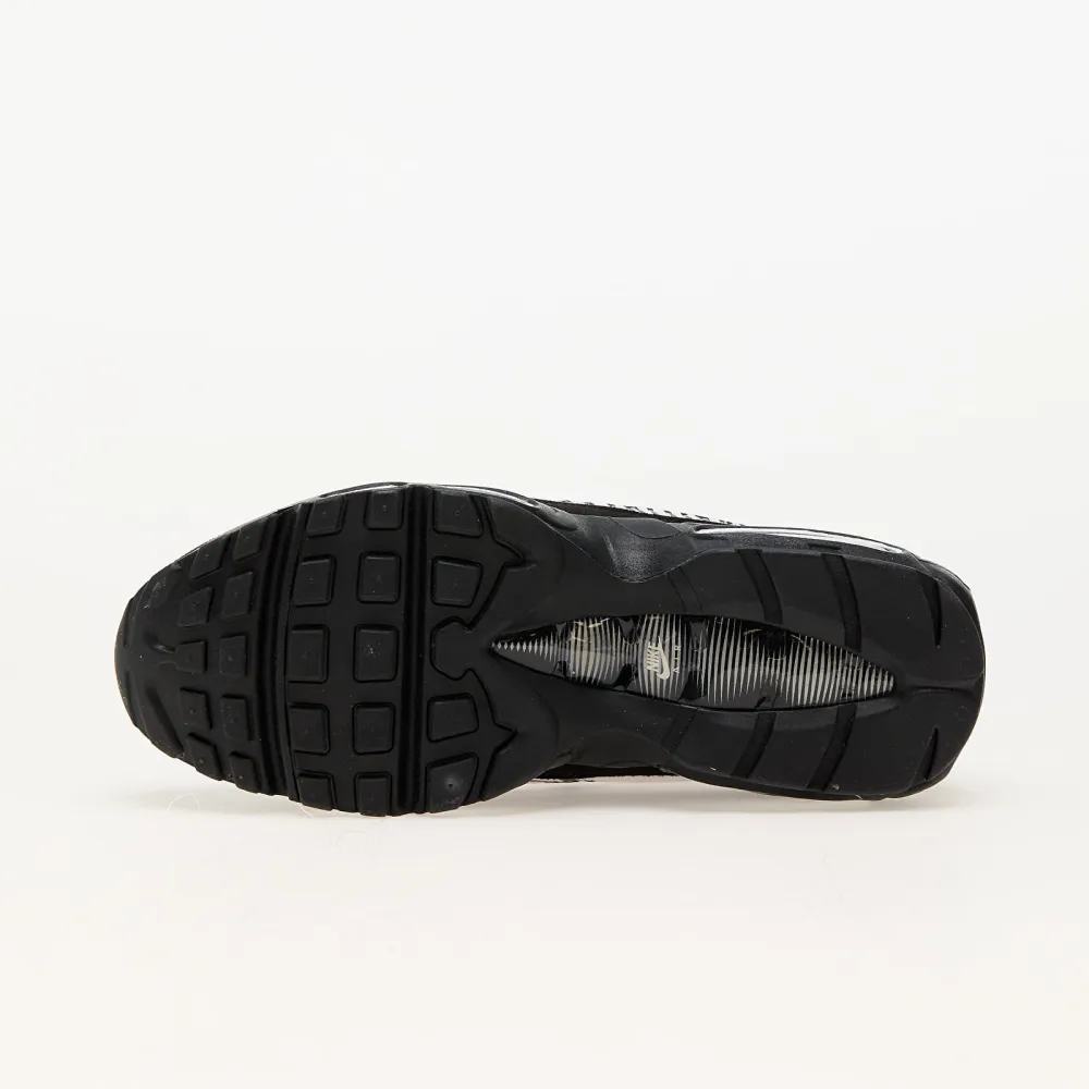 Nike Air Max 95 x Future Movement DX4615-100 / weiss