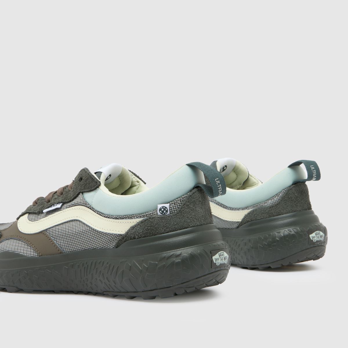Vans UltraRange Neo VR3 cipők fekete és zöld színben