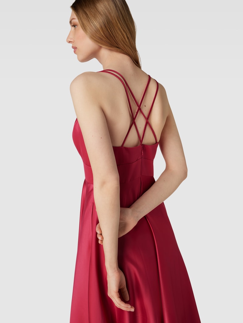 Cocktailkleid mit gekreuzten Spaghettiträgern in fuchsia
