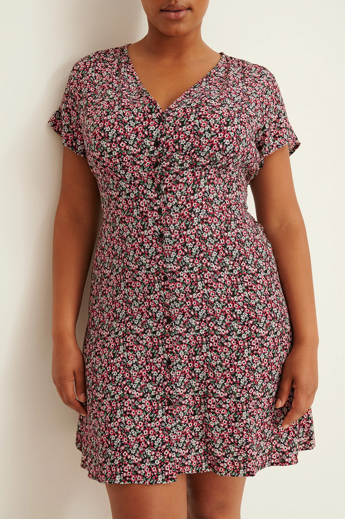 Minikleid mit Knöpfen