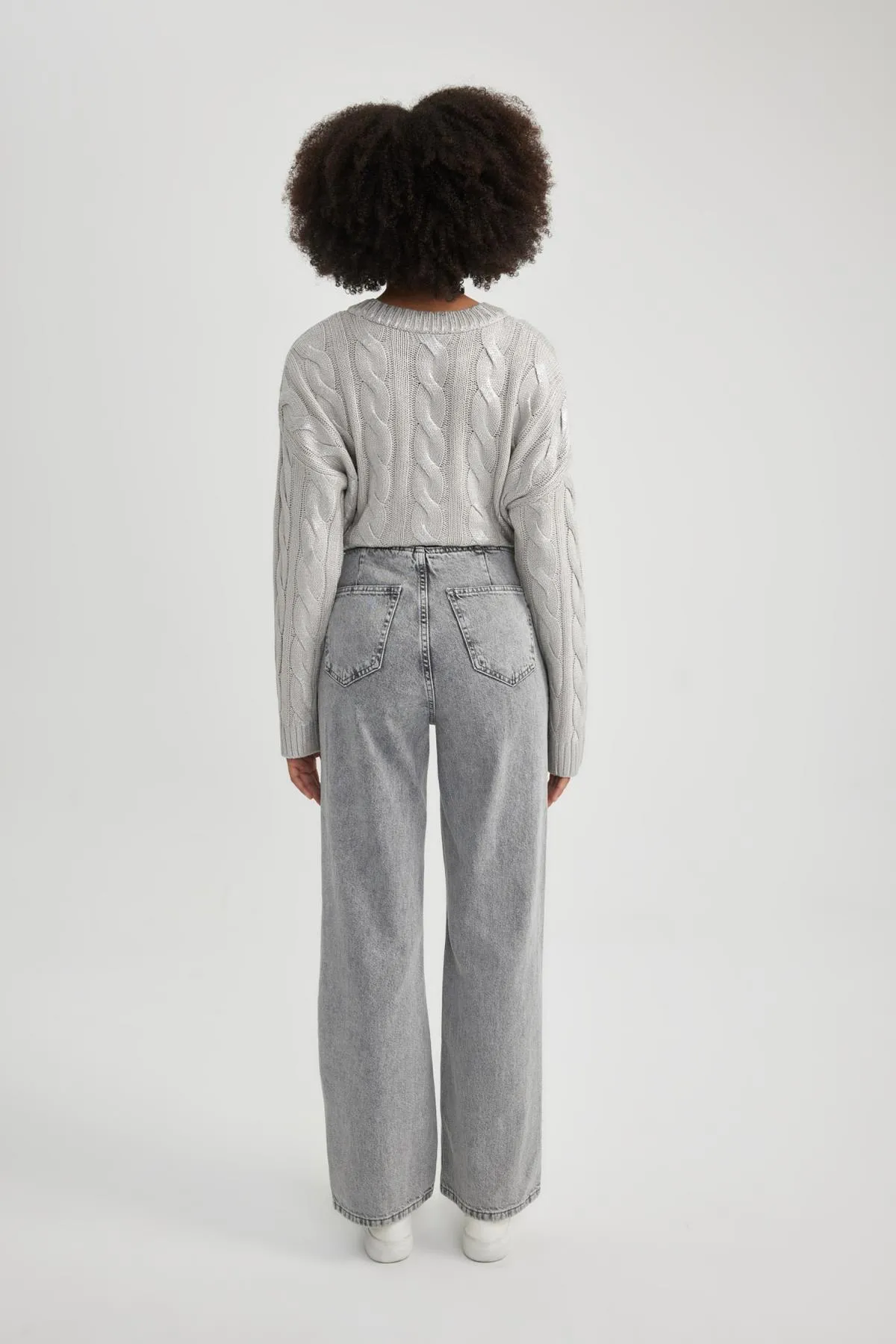 DeFacto  Lange Jeanshose im 90er-Stil mit weitem Bein und hoher Taille, B8162ax23cw