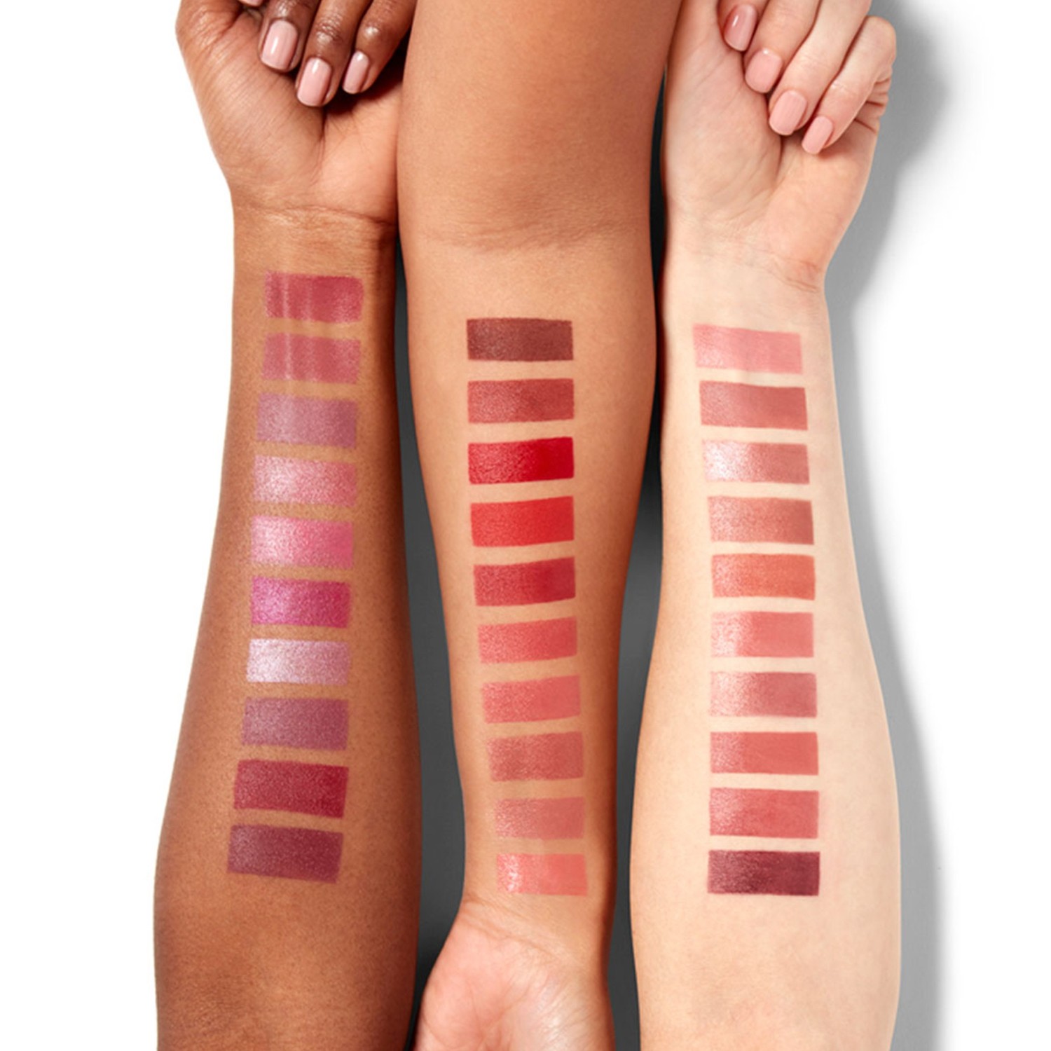 Szminka Clinique Dramatically Different