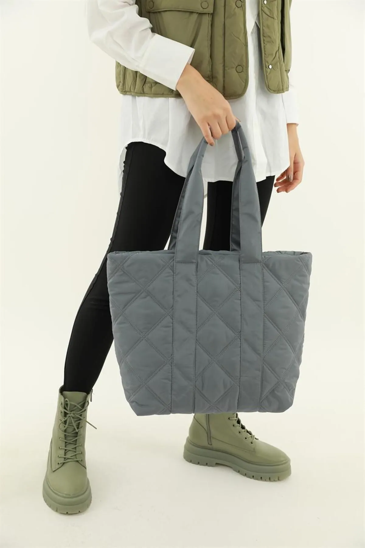 Madamra  Graue Damen-Pufftasche mit Steppmuster