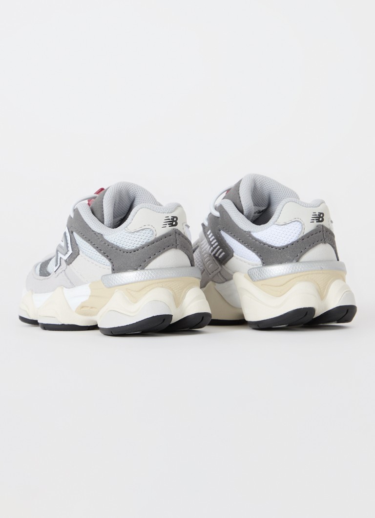 Teniși New Balance 9060 cu detalii din plasă