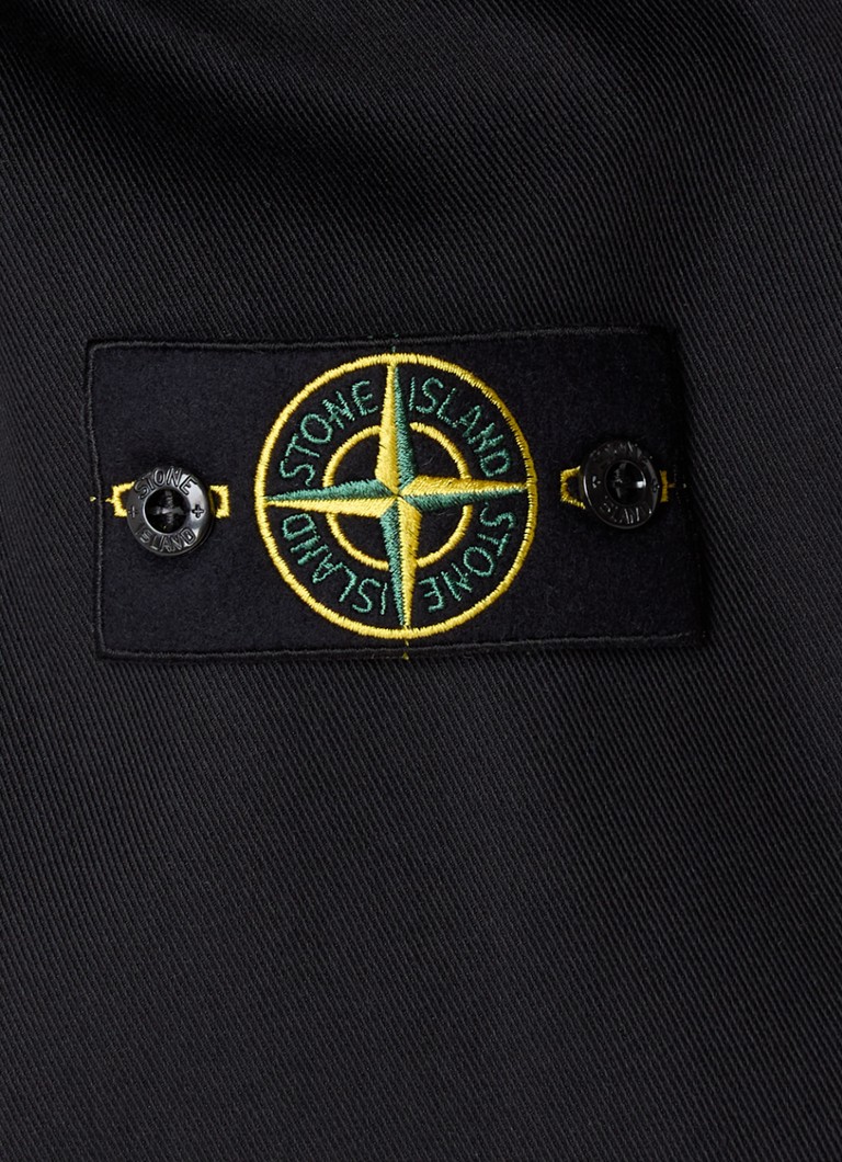 Jachetă-cămașă clasică Stone Island 11103 cu buzunar cu fermoar