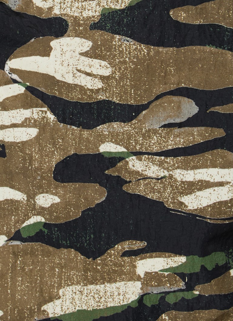 Pantaloni cargo cu imprimeu de camuflaj Diesel Ambrose WT23 cu picior lat