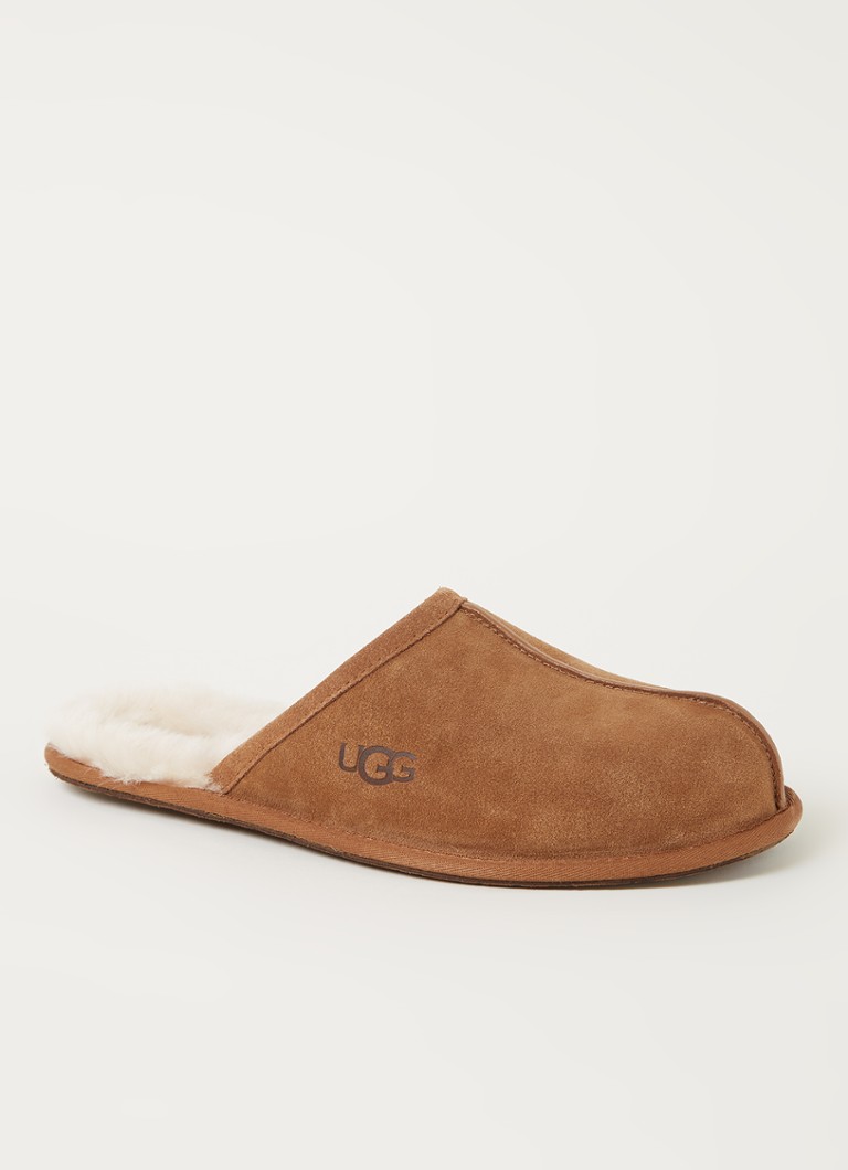 Papuci UGG Scuff din piele întoarsă căptușiți cu piele de oaie