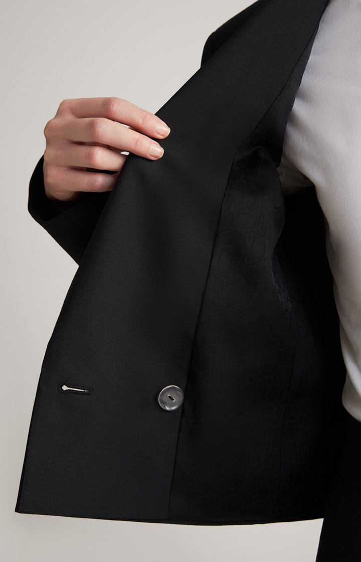 Kurz-Blazer in Schwarz