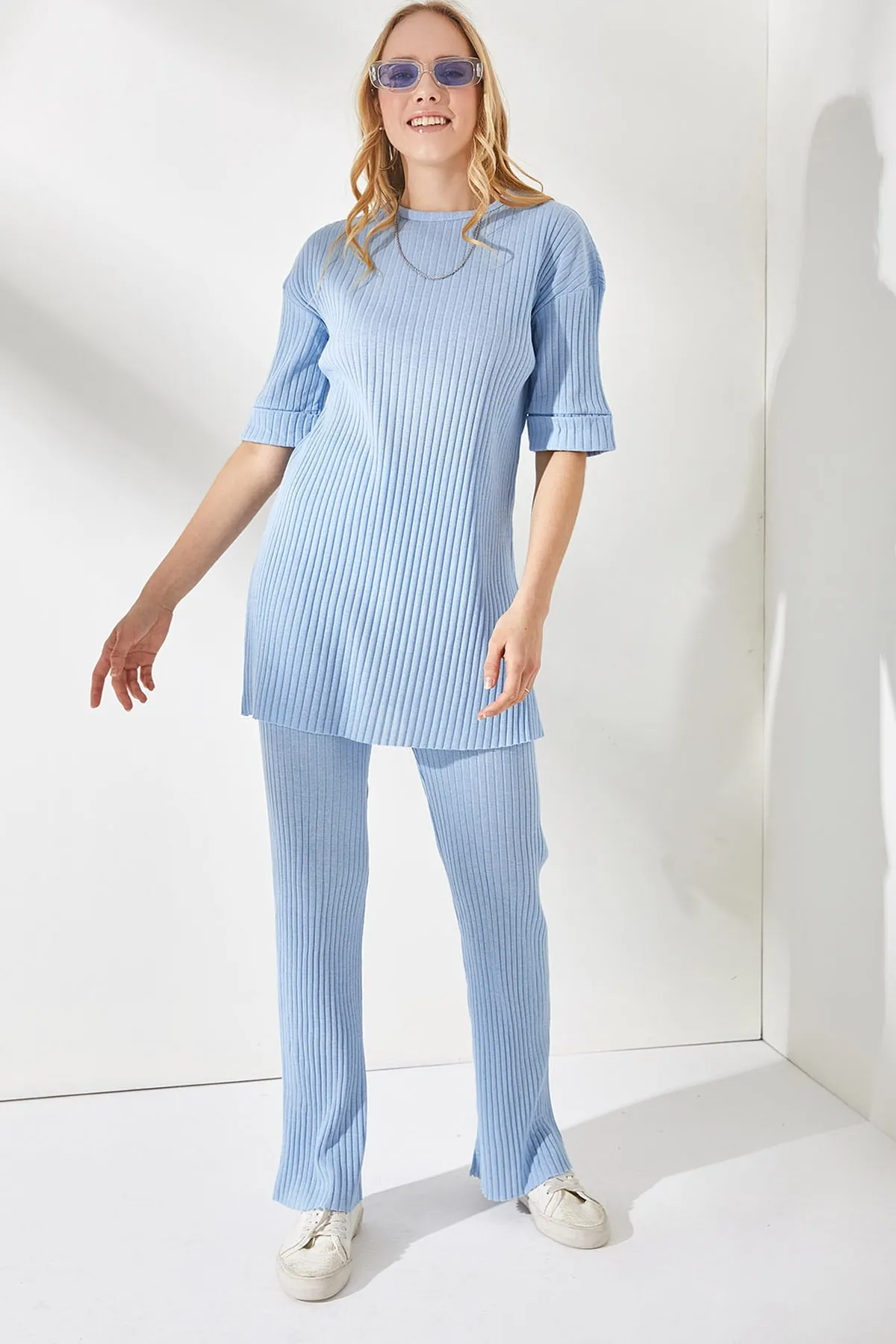 Olalook  Babyblauer kurzärmliger Lycra-Anzug mit Unterteil für Damen TKM-19000191