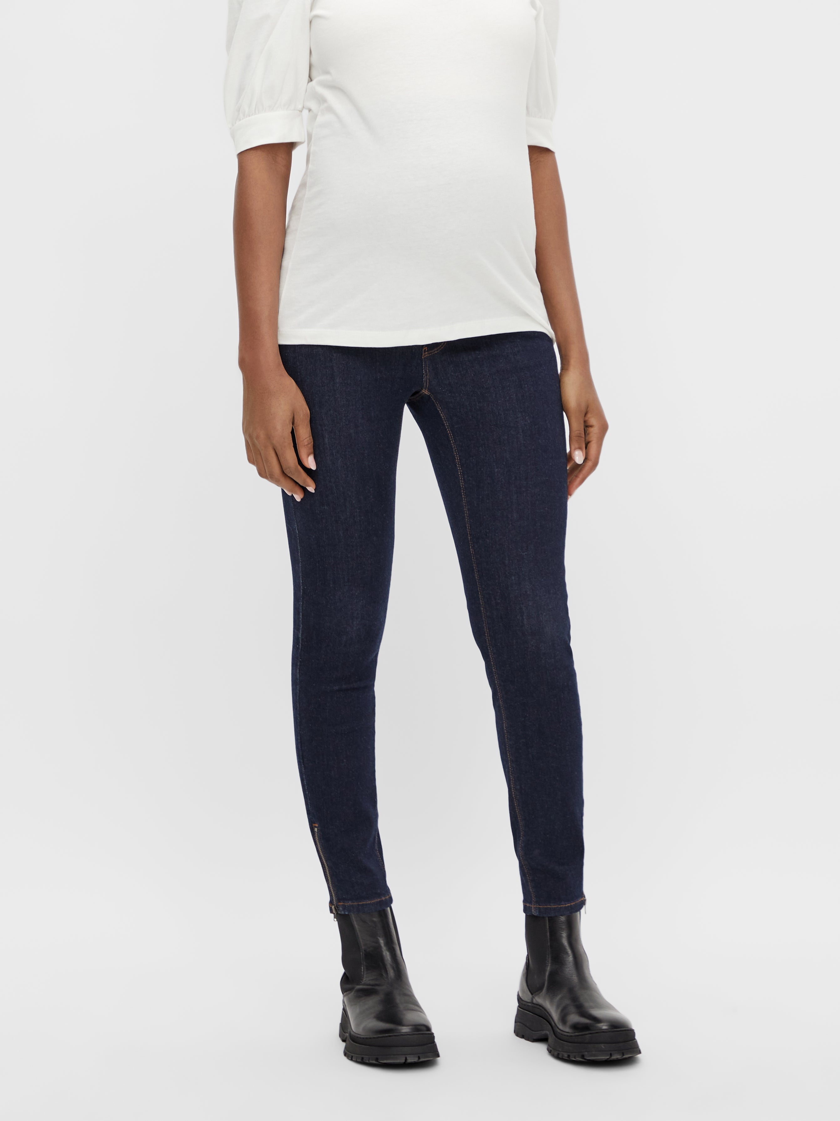 Umstands-jeans