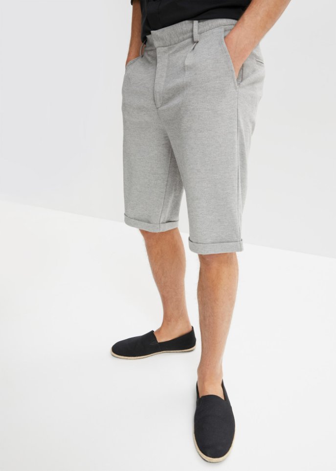 Chino-Bermuda mit Bundfalten