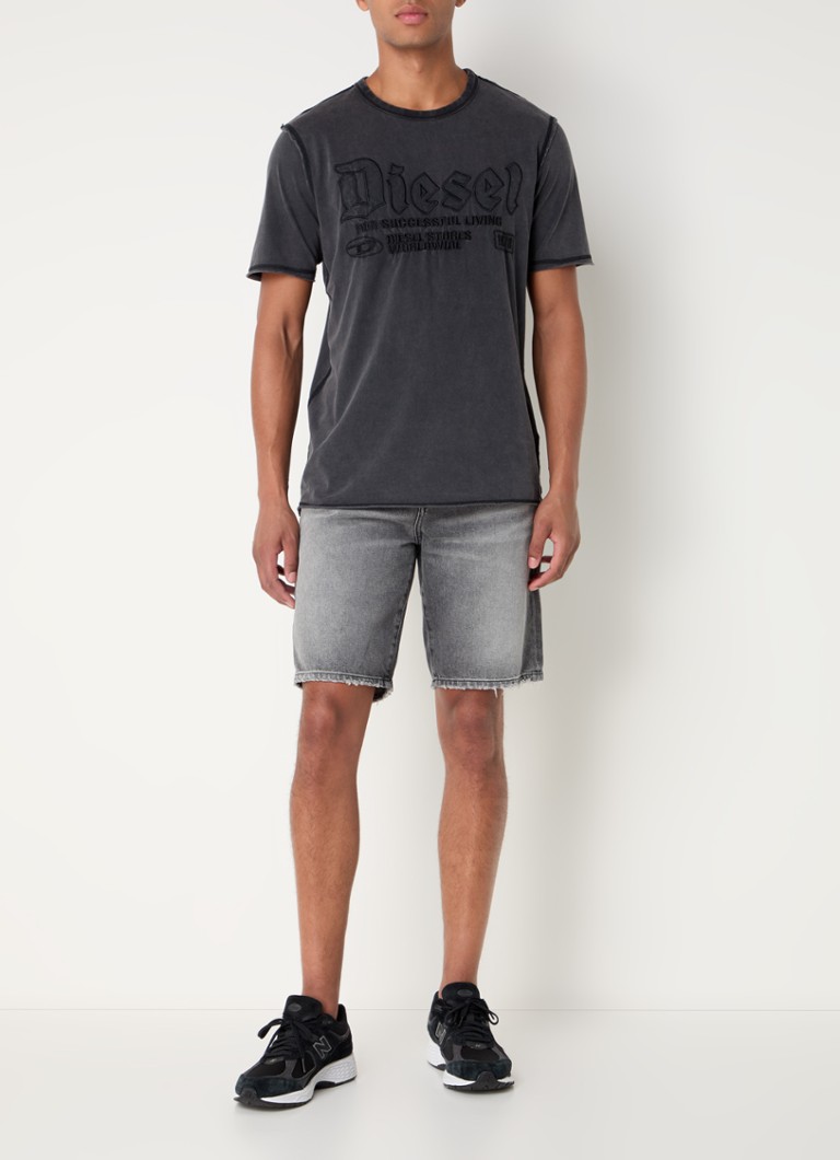 Diesel D-Fin denimshorts med rett passform og farget vask