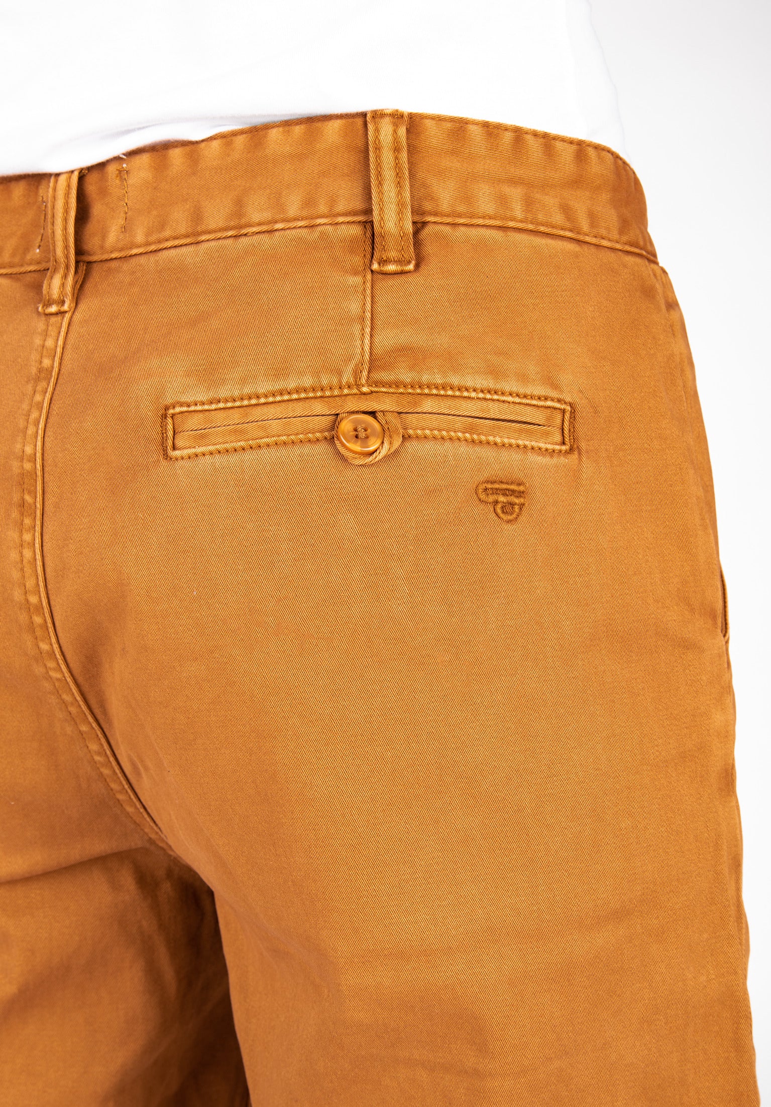 Slim Chino