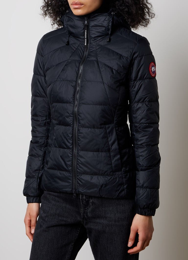 Canada Goose Abbott -toppitakki, jossa untuvatäyte ja tikkaukset taskuissa