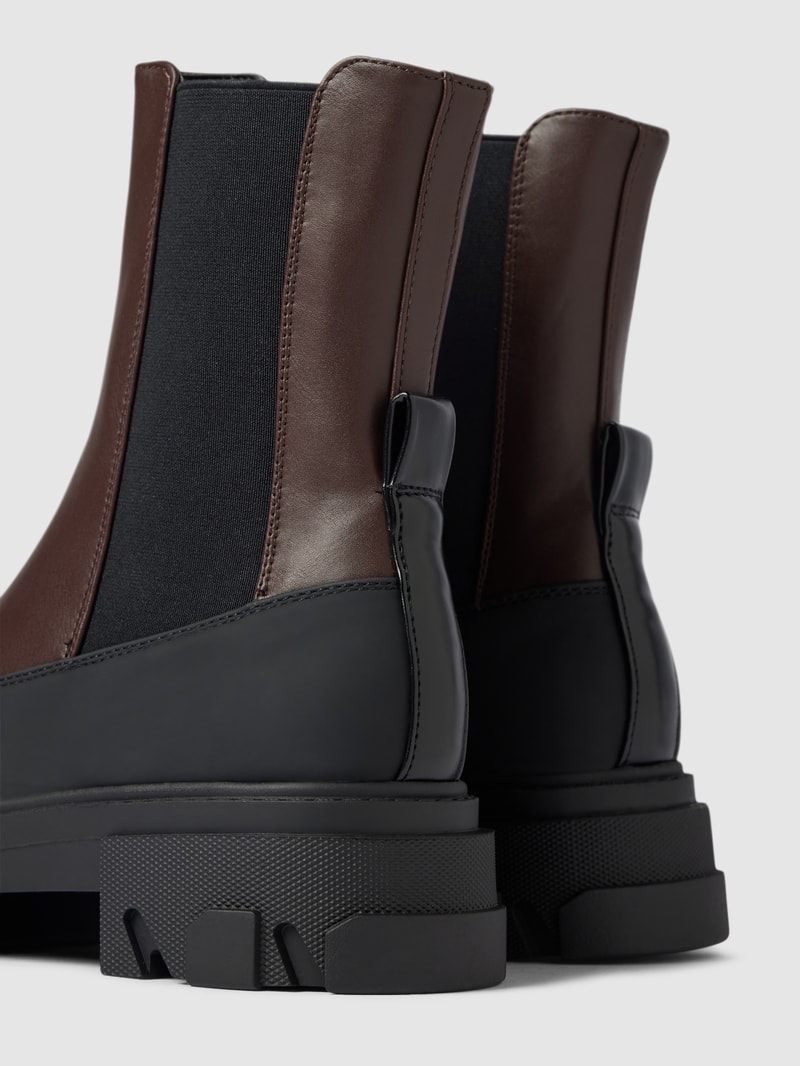 Chelsea Boots mit Kontrastbesatz Modell 'CHUNKY' in haselnuss braun