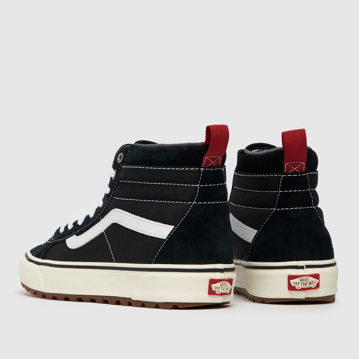 Vans Sk8-Hi MTE-1 – Svarta och vita sneakers