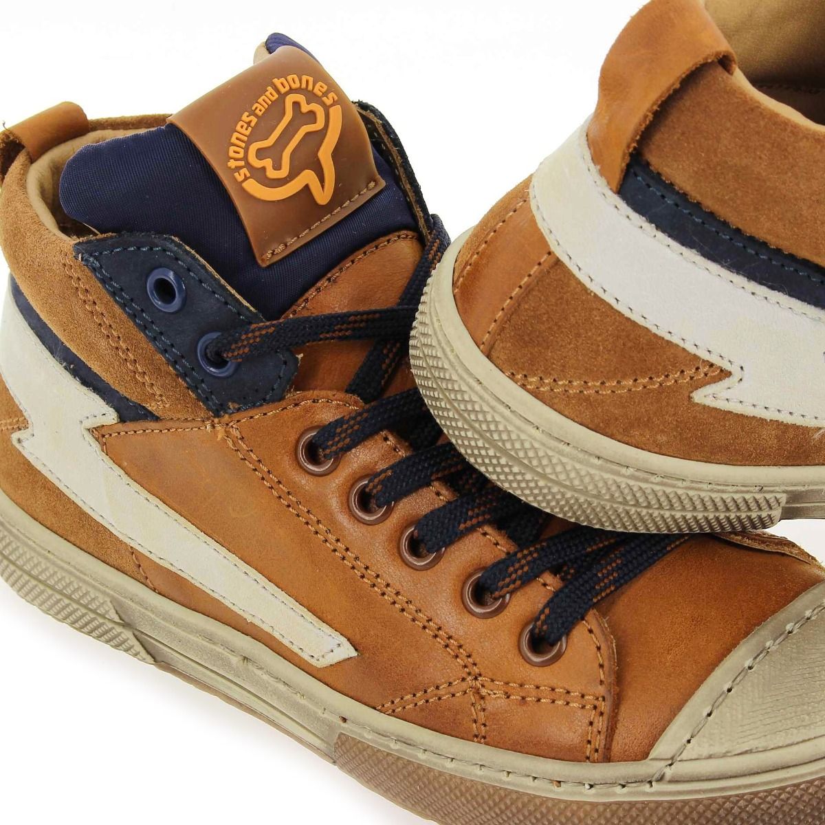 Stones and Bones  COLTO - cognac marine