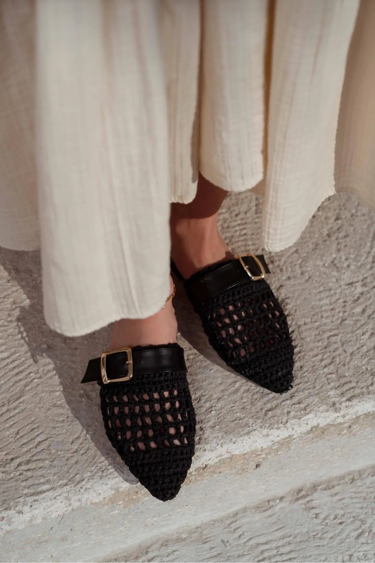 NİŞANTAŞI SHOES  Beste schwarze gestrickte Damenhausschuhe mit Gürteldetail und flacher Sohle