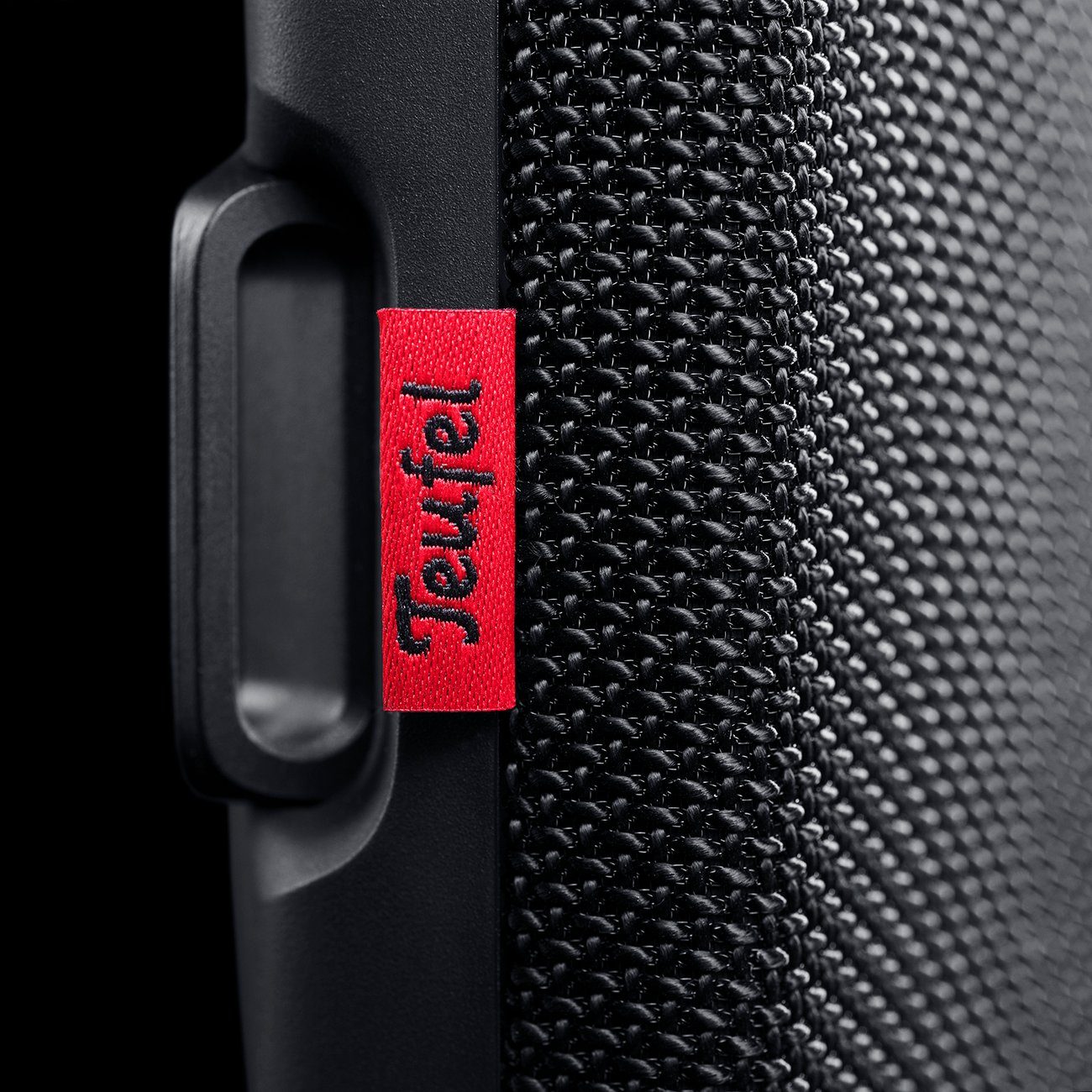 Teufel ROCKSTER GO Wireless Lautsprecher (Bluetooth, 8 W, Wasserdicht nach IPX7)