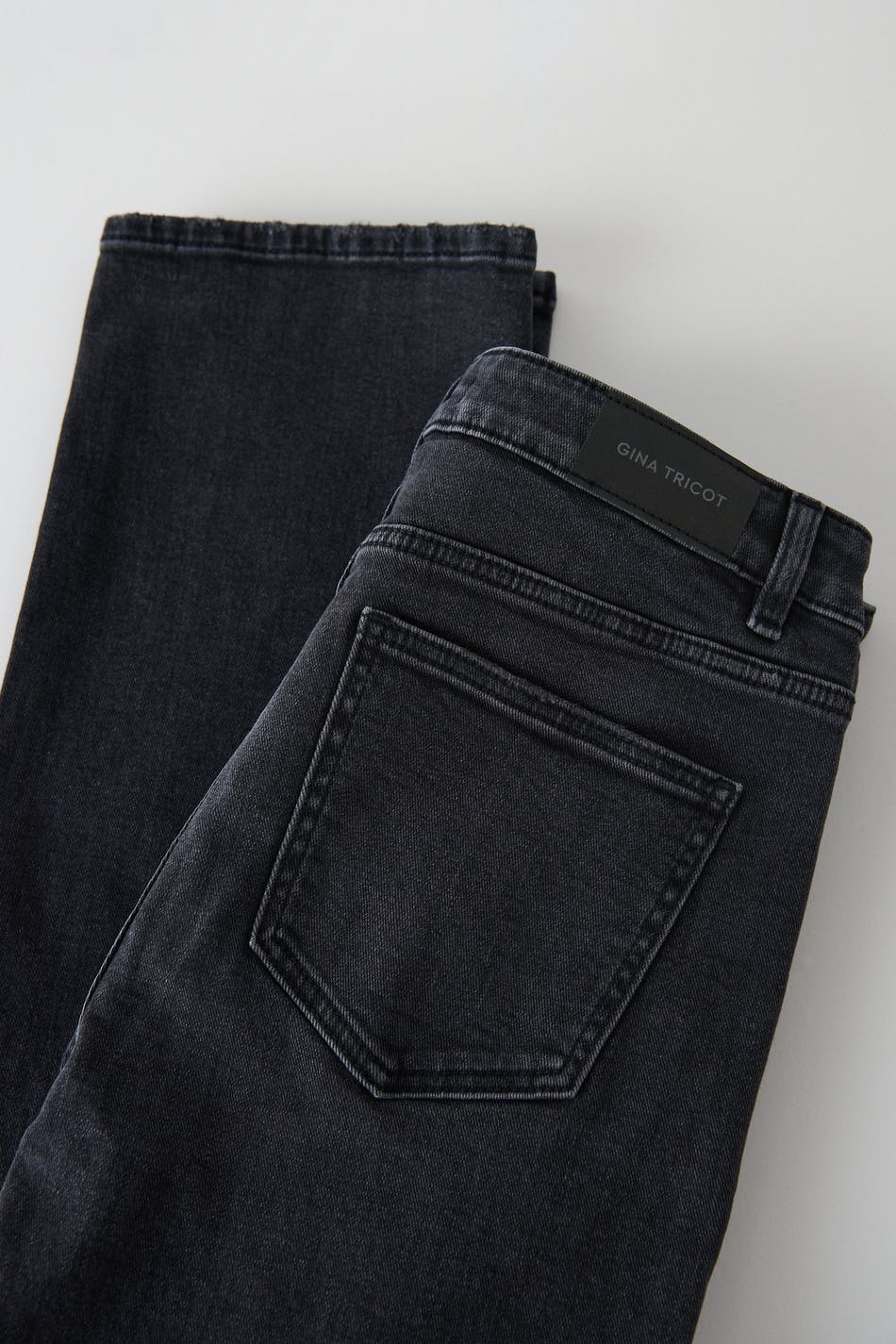 Slim cropped jeans