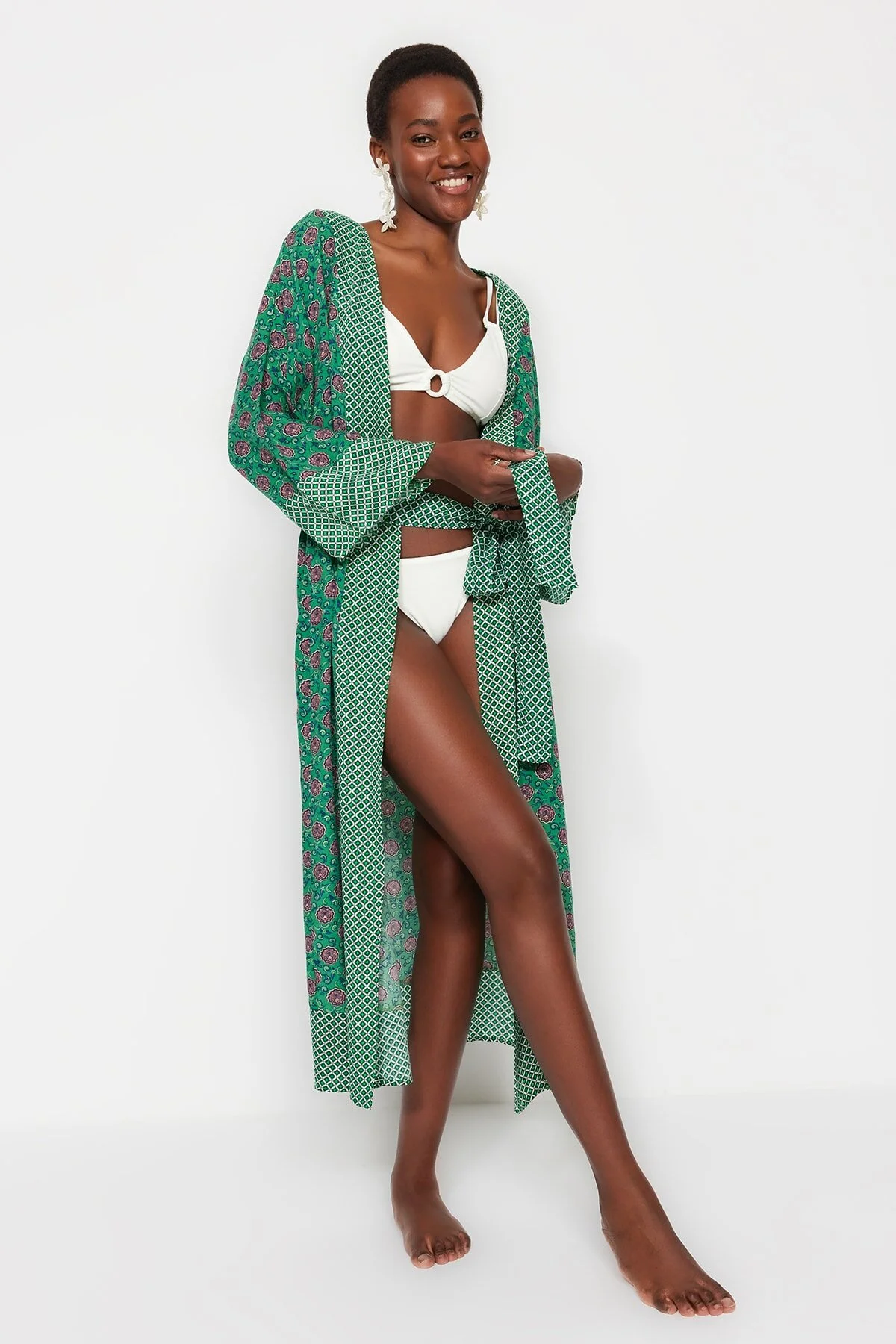 Trendyol Collection  Ethnisch gemusterter, gewebter Maxi-Kimono und Kaftan mit Gürtel TBESS21KM0171