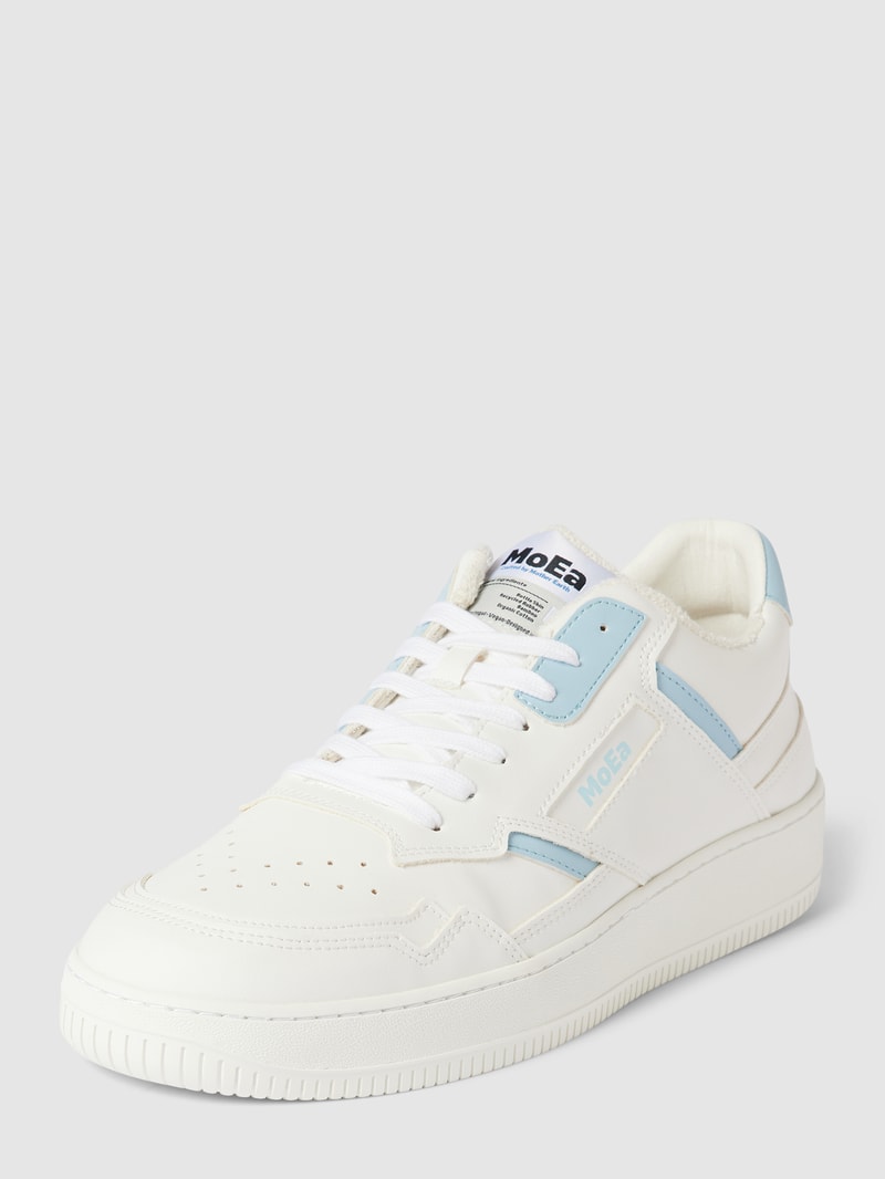 Sneaker mit Label-Details in weiß