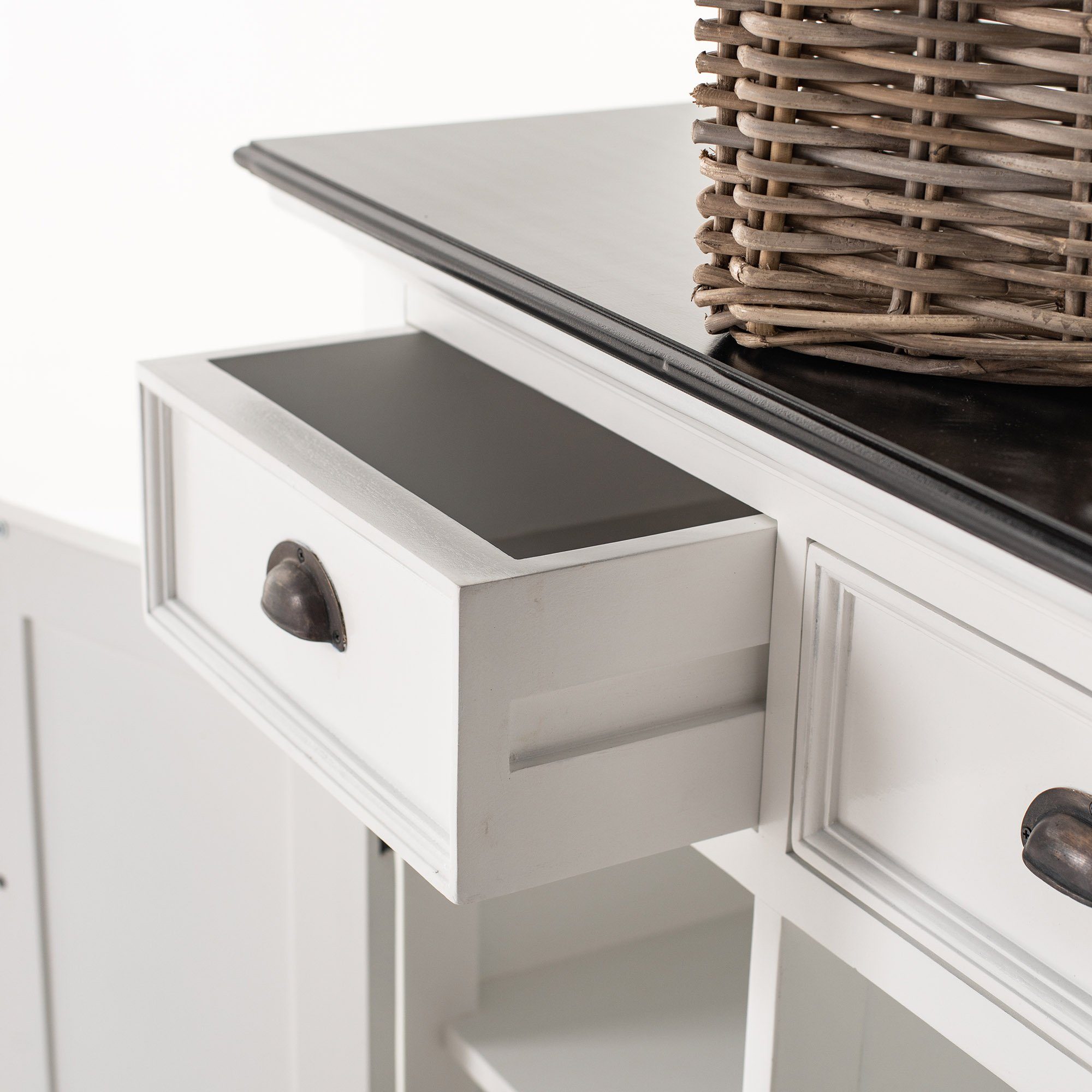 Novasolo Buffet Halifax Contrast Buffetschrank mit 4 Körben