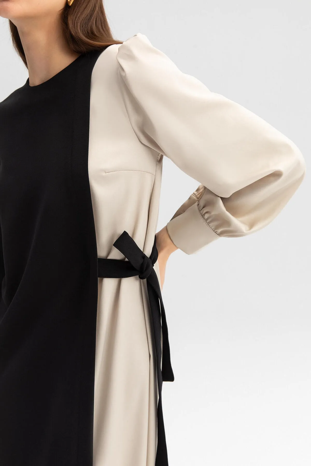 Touché Privé  KLEID IN KONTRASTFARBE