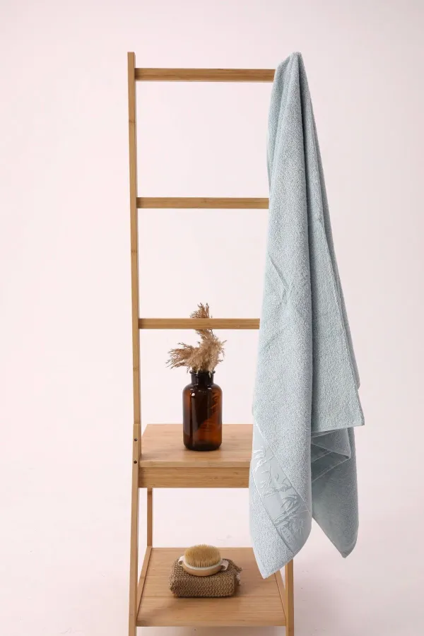 FAVORA  Nurpak Bambus-Badetuch 90 x 150 – Mintgrün