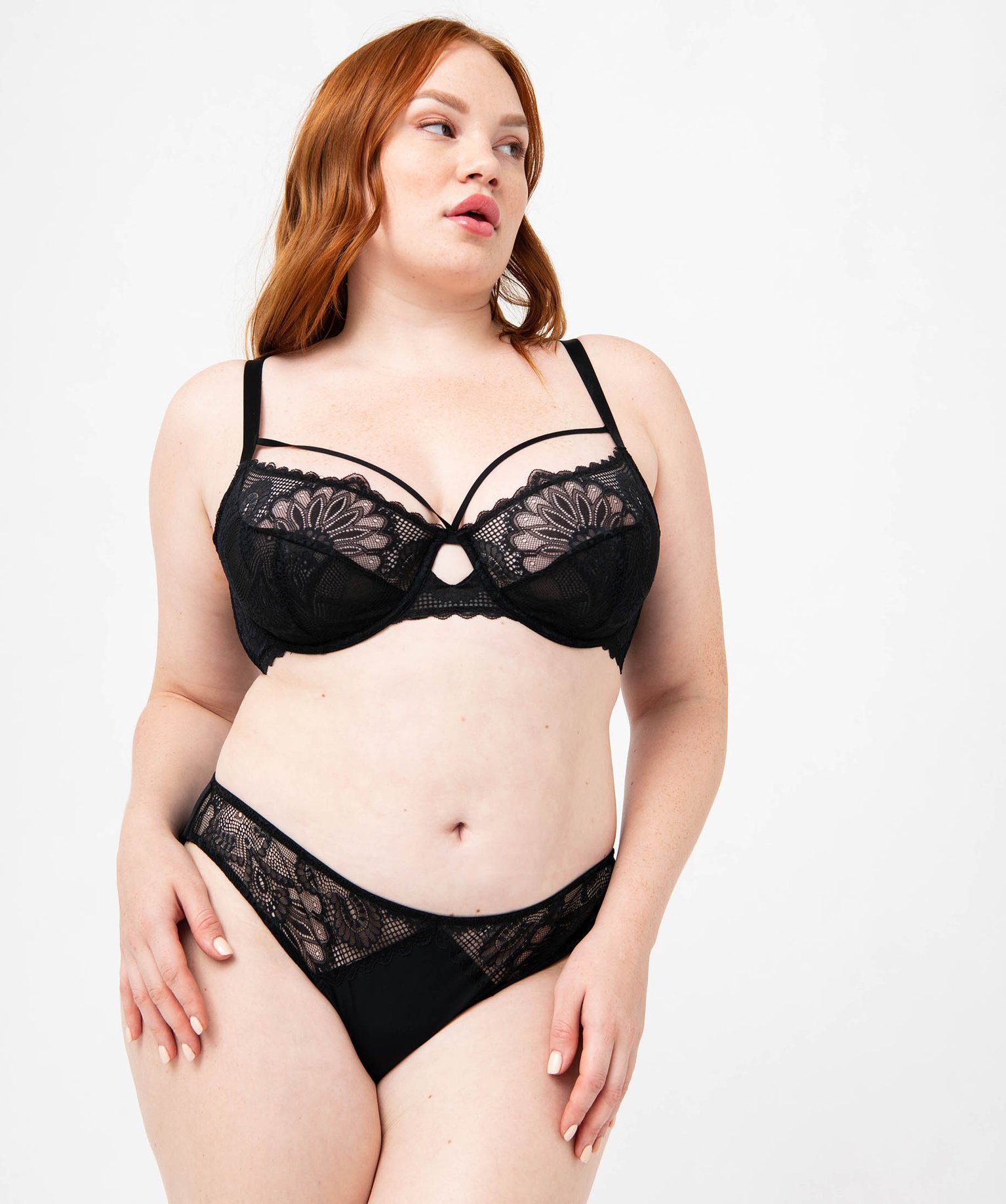 Soutien-gorge emboitant grande taille à armatures noir | GEMO