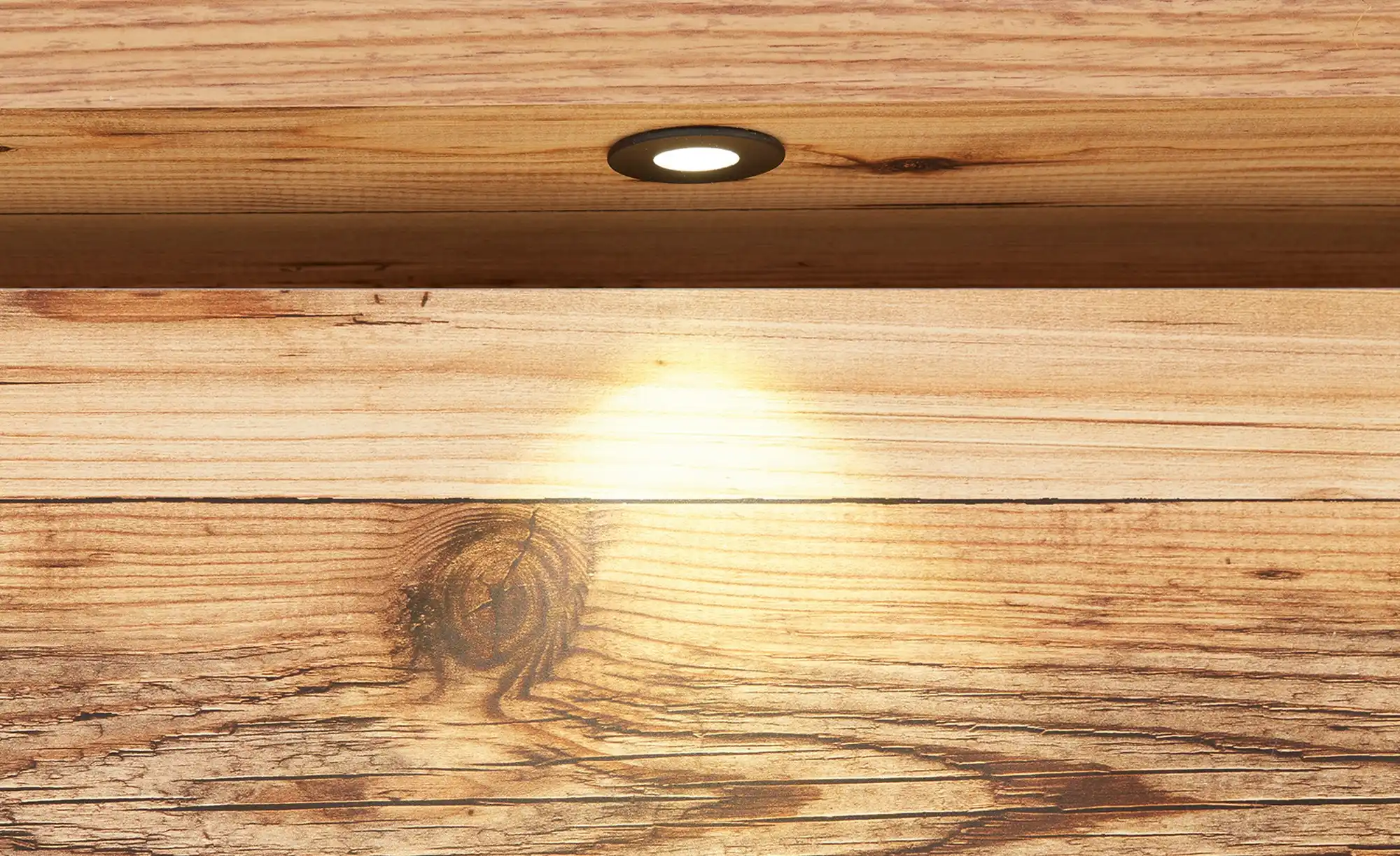 Schwebetürenschrank