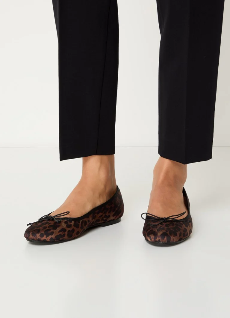 Balerini Jonak Delfina cu imprimeu leopard