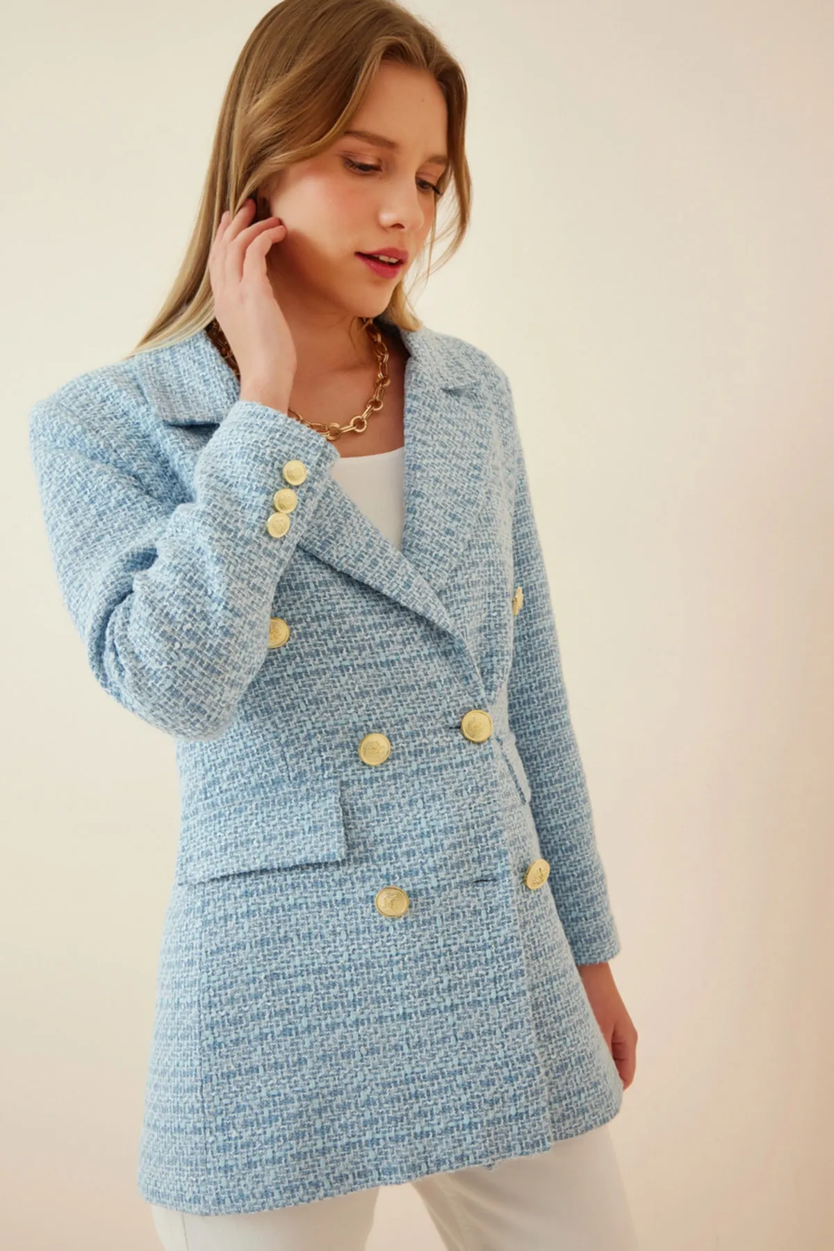 Happiness İstanbul  Himmelblaue Tweed-Blazerjacke mit Knöpfen für Damen WF00004