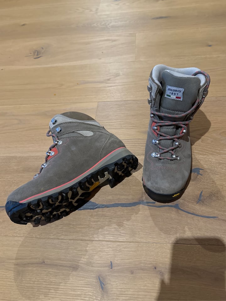 DOLOMITE ST.Moritz GTX W's Wanderschuhe Gore Tex in Mud Grey/Coral Red günstig kaufen 36