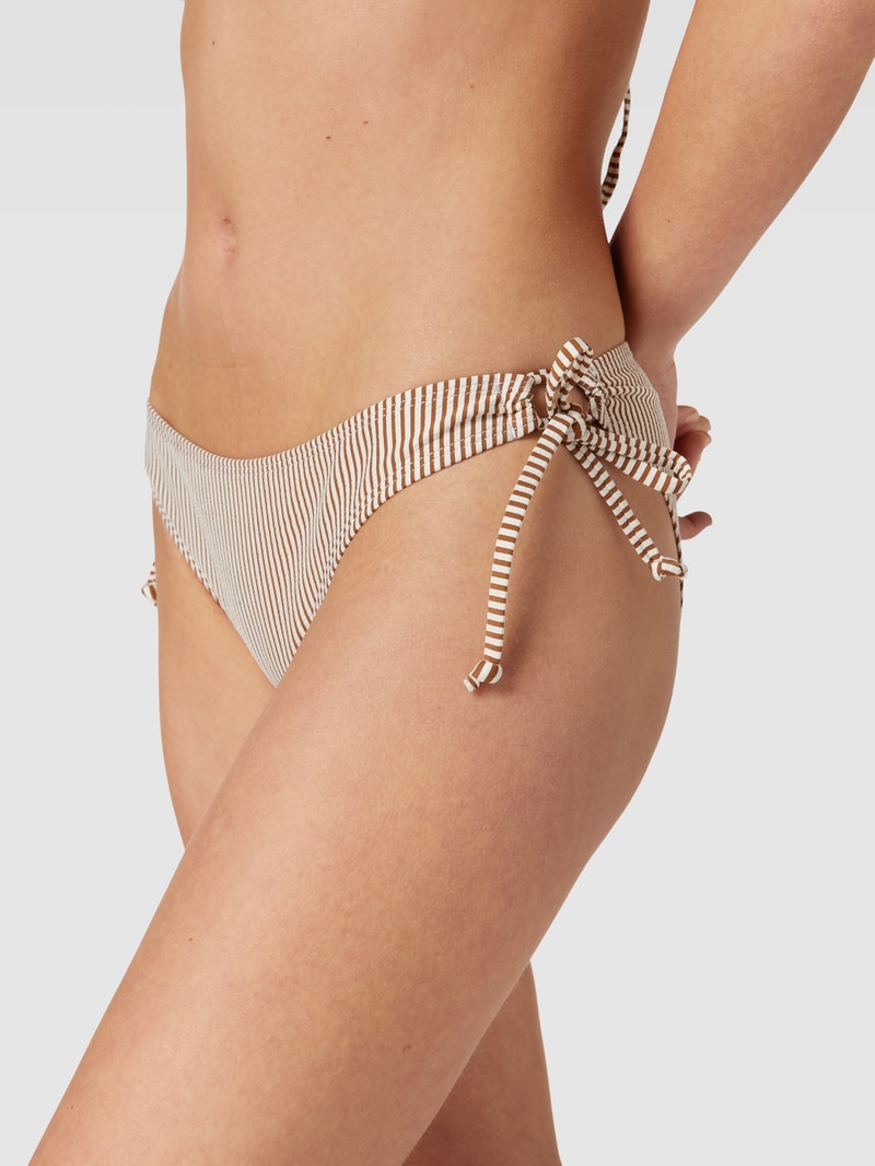 Bikini-Slip mit Streifenmuster Modell 'Striba Bibi' in hellbraun