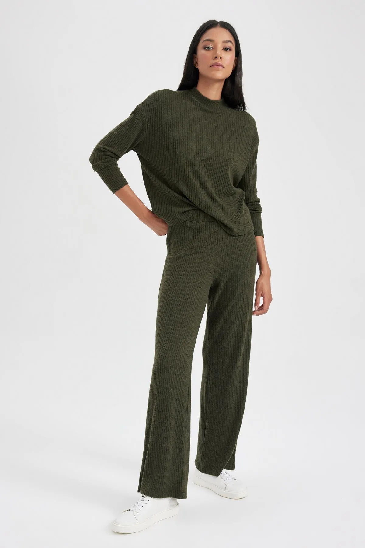 DeFacto  Gerippte Camisole-Jogginghose mit normaler Passform