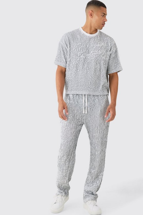 Zweifarbiges kastiges T-Shirt & Hose