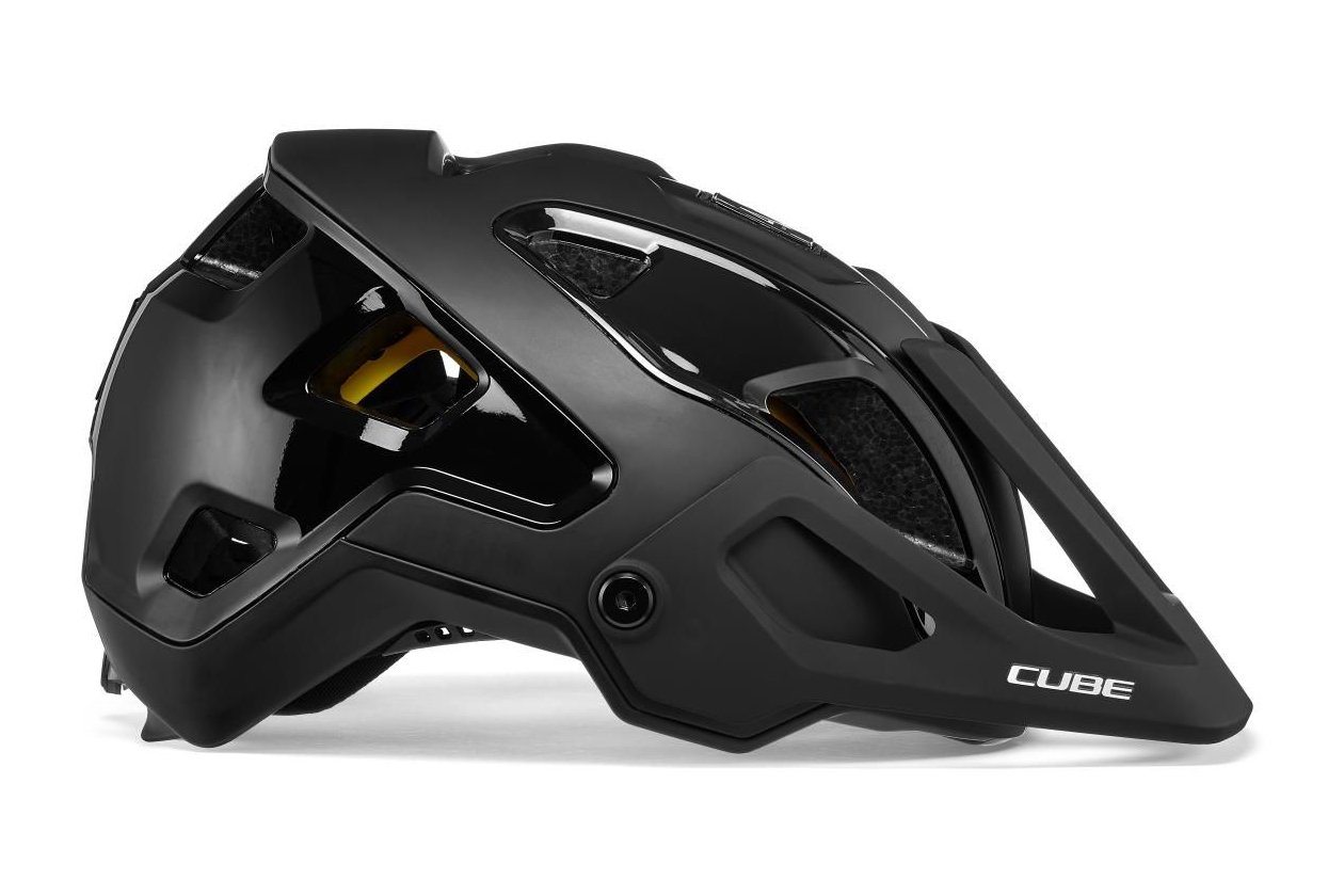 Cube Helm Strover