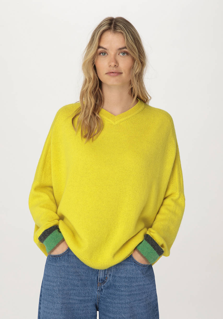 WUNDERKIND X HESSNATUR V-Pullover aus reinem Royal Alpaka