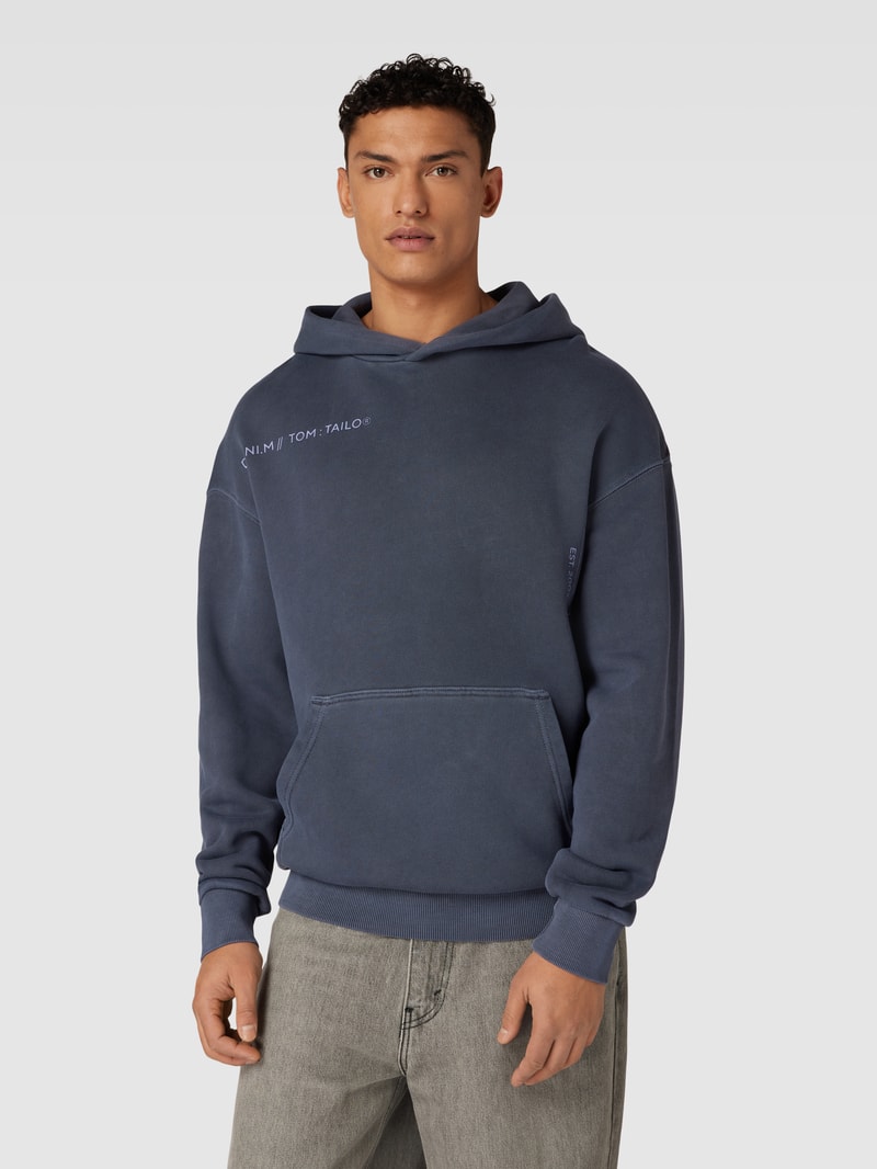 Hoodie mit Känguru-Tasche Modell 'relaxed garment' in dunkelblau