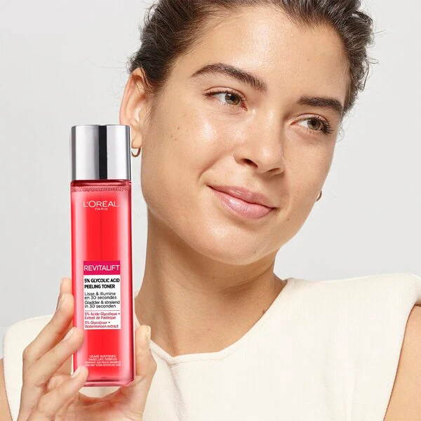 L'Oreal Paris Revitalift 5% Glycolic Acid Peeling Toner 180ml