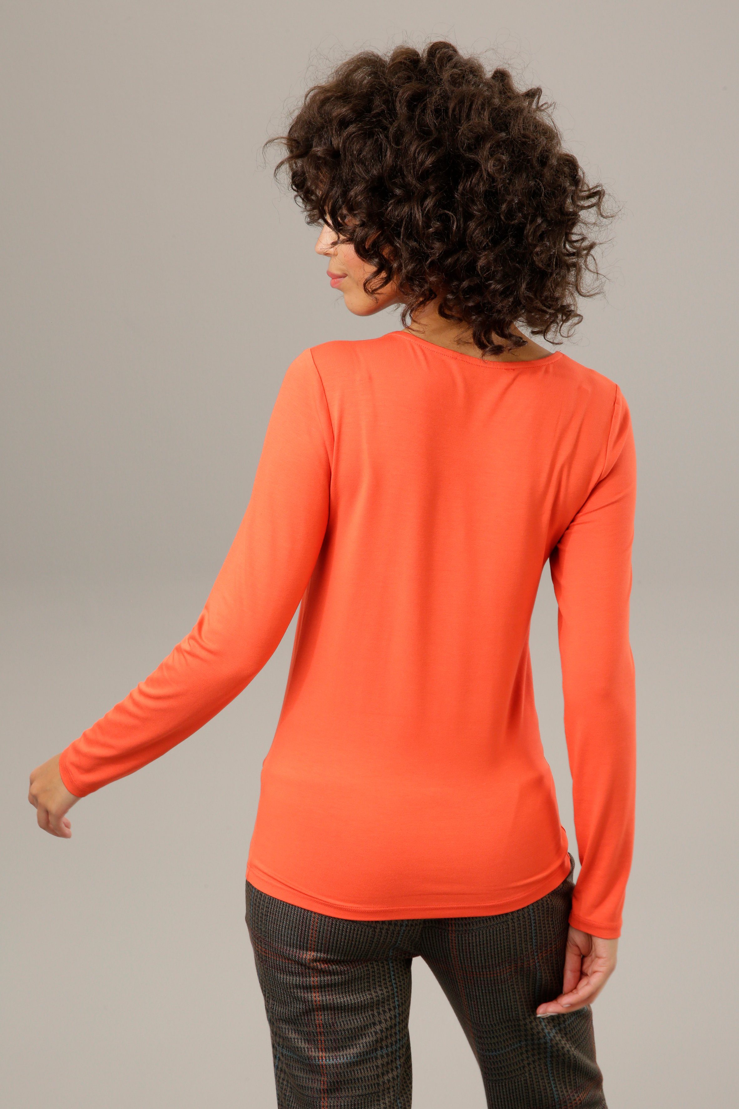 Aniston CASUAL Langarmshirt mit asymmetrischem rundhals-Ausschnitt