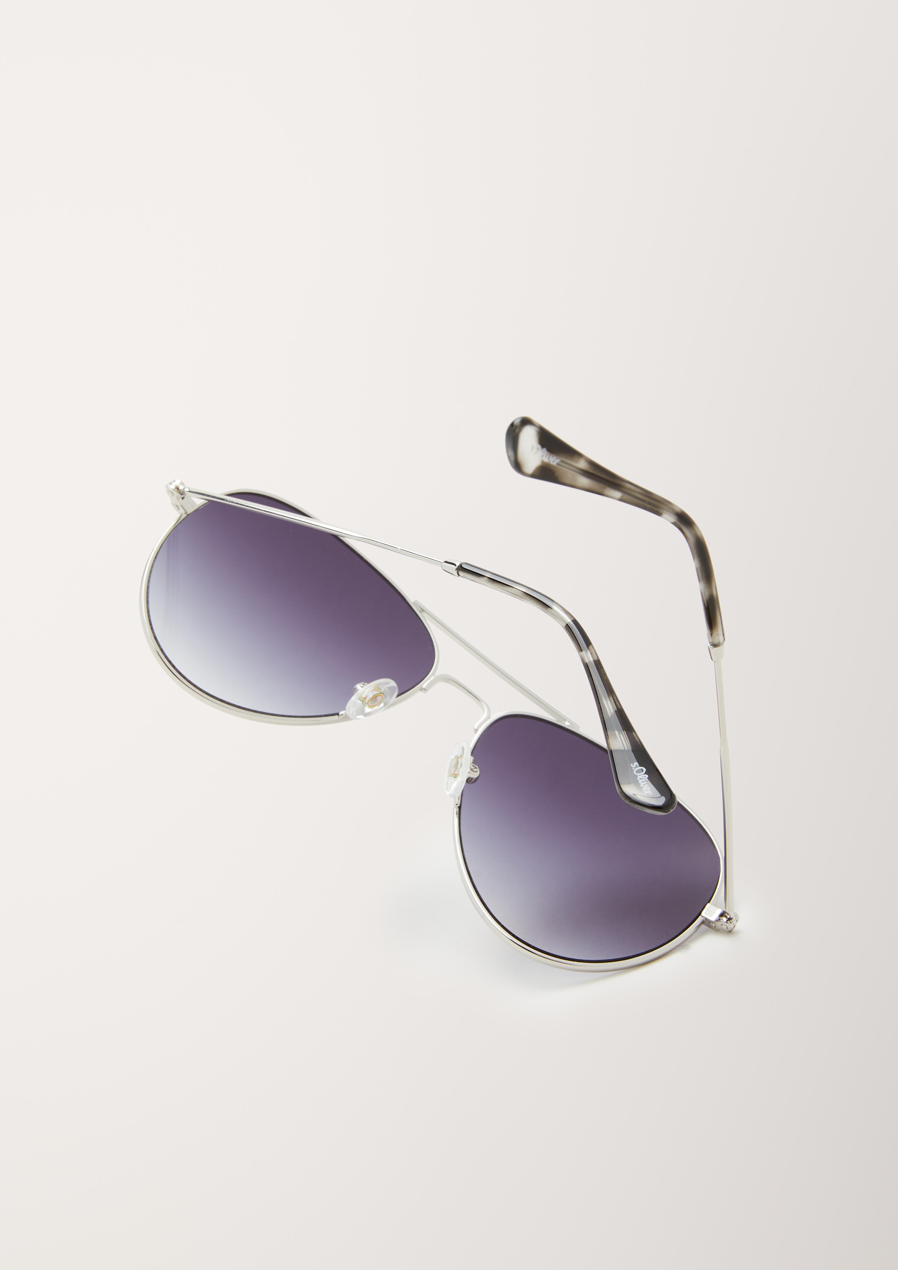 Sonnenbrille im Retro-Look  6006512-200