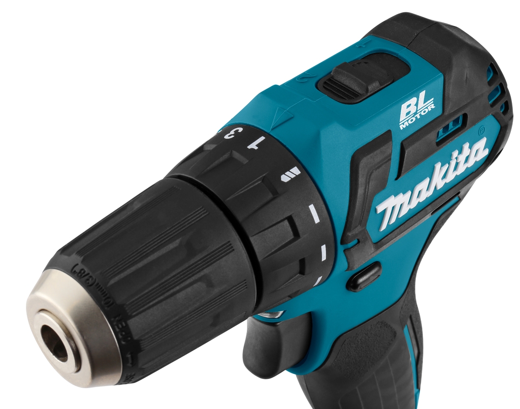 Mașină de găurit/șurubelniță Makita DF332DZJ, 12 V max., fără perii, fără baterii și încărcător, în cutie M-Box