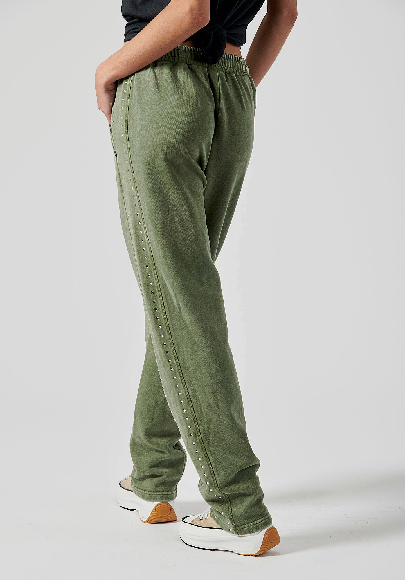 FOLEN  Jogging kaki Femme